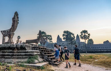 2-Дневный частный тур по Восходу солнца Ангкор-Вата и Плавучей деревне